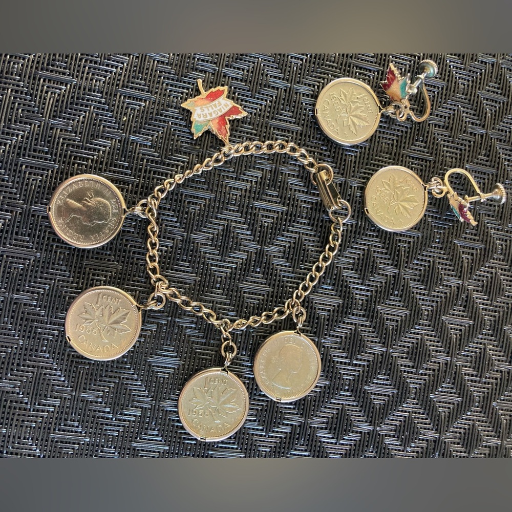 Vintage Niagara Falls 1955 Canadian Gold Coin Charm Bracelet and Earrings